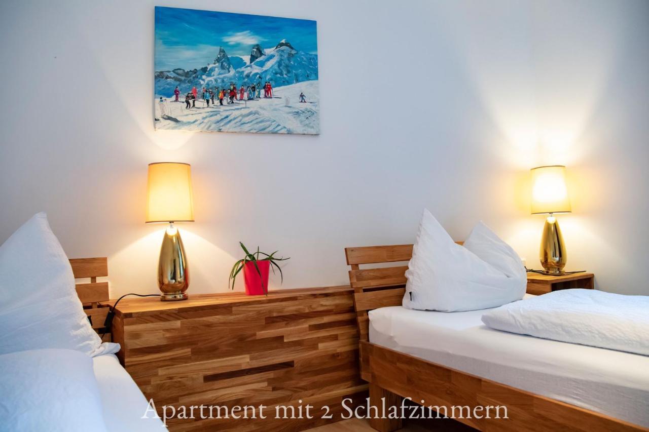שרונס Astoria Apartments מראה חיצוני תמונה