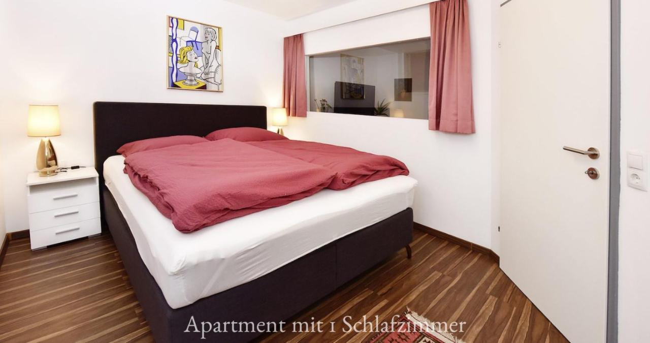 שרונס Astoria Apartments מראה חיצוני תמונה