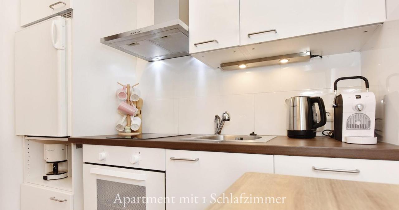 שרונס Astoria Apartments מראה חיצוני תמונה