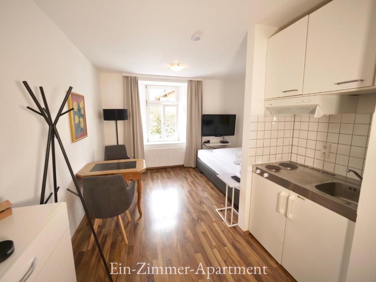 שרונס Astoria Apartments מראה חיצוני תמונה